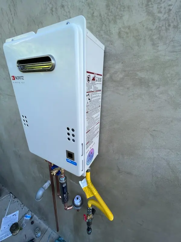 Tankless water heater installation for Eaton Park homes